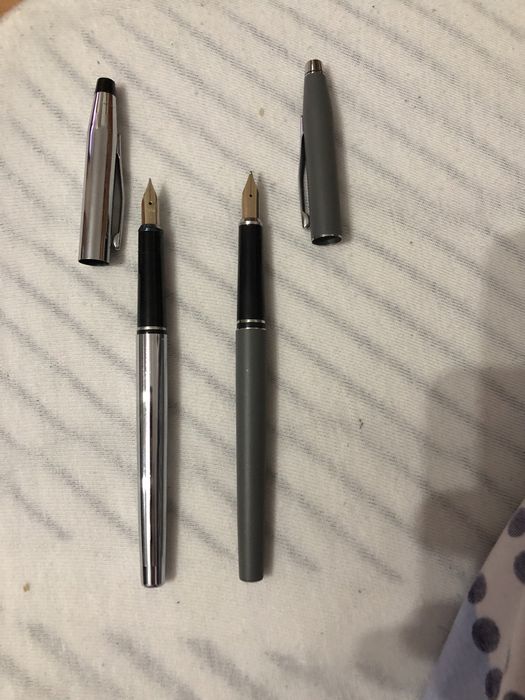 Stilouri Cross doua bucati aduse Franta