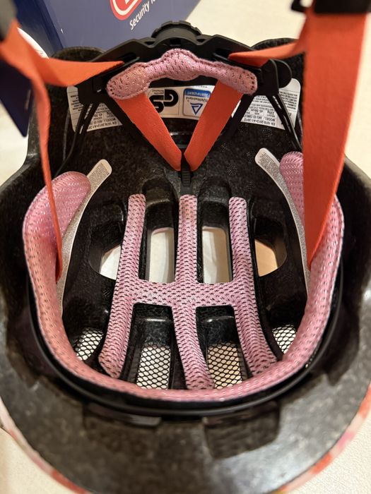 Детска каска Abus Smiley 3.0 rose strawberry