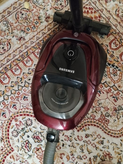 Продам не рабочий пылесос