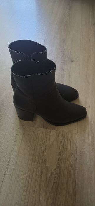 Botine piele mărimea 37