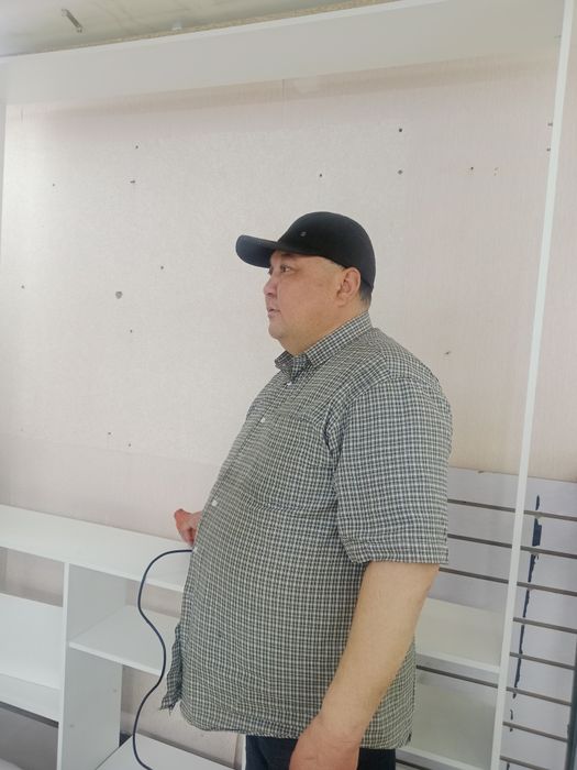 Плотник. Оказываю услуги плотника. Ремонт кровати .диваны.мебель