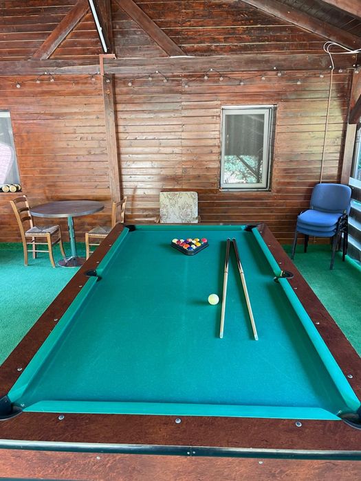 Cabană aproape de Cluj – 6 dormitoare, ciubăr și saună, masă de biliard si de ping pong