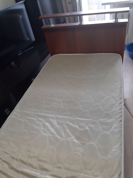 Кровать односпальная