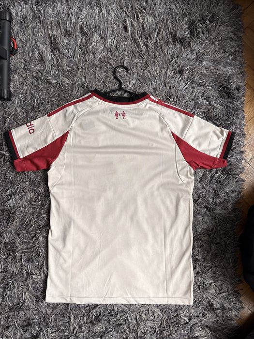 Liverpool deplasare