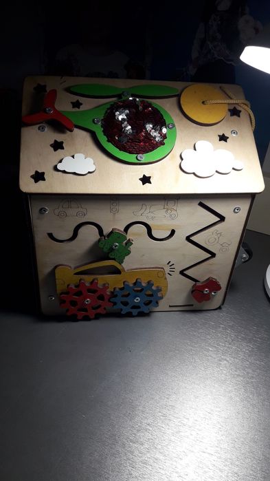 Дом бизиборд продажа