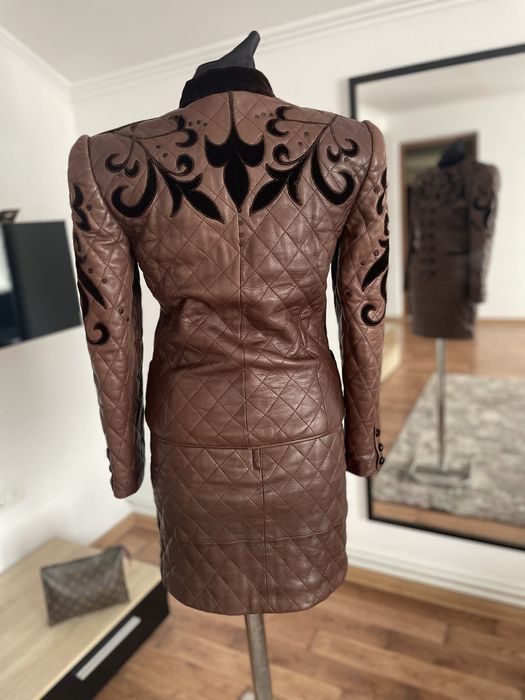 Costum din piele naturala Valentino Garavani