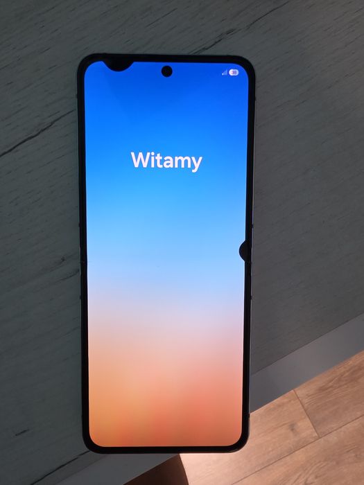 Samsung Gakaxy Zflip 5 + case