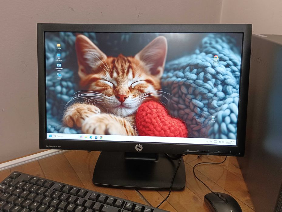 Настолен компютър Lenovo ThinkCentre M82