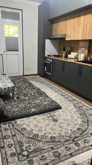 Квартира 4/3/7 сотилади