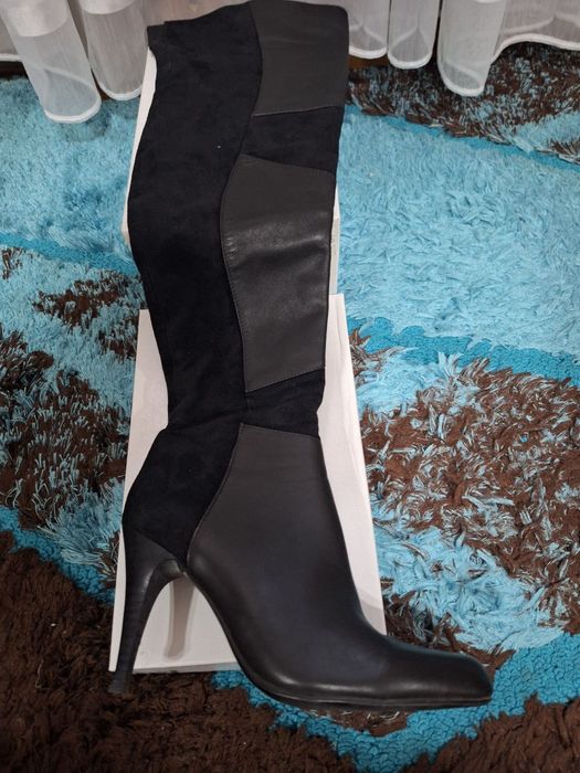 Женская обувь кроссовки сапоги туфли