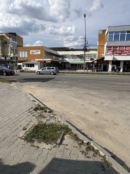 De inchiriat spatiu