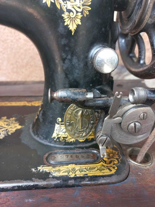 Masini de Cusut Singer & CO Vintage