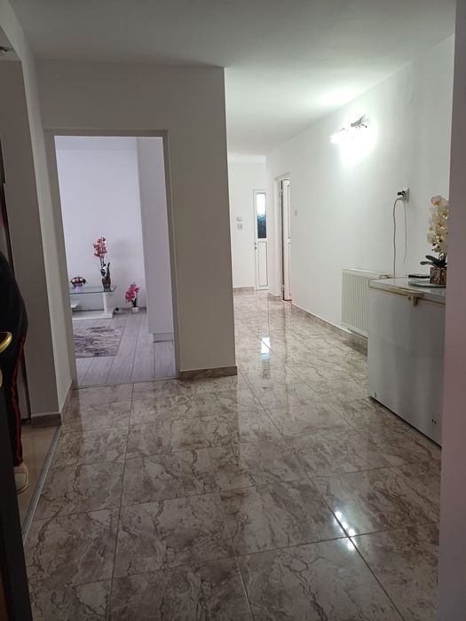 Apartament 4 camere