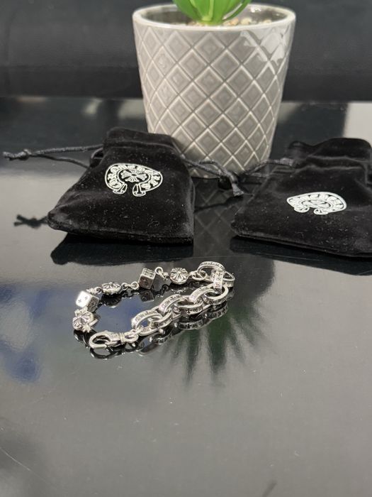 Chrome Hearts – Сребърни гривни