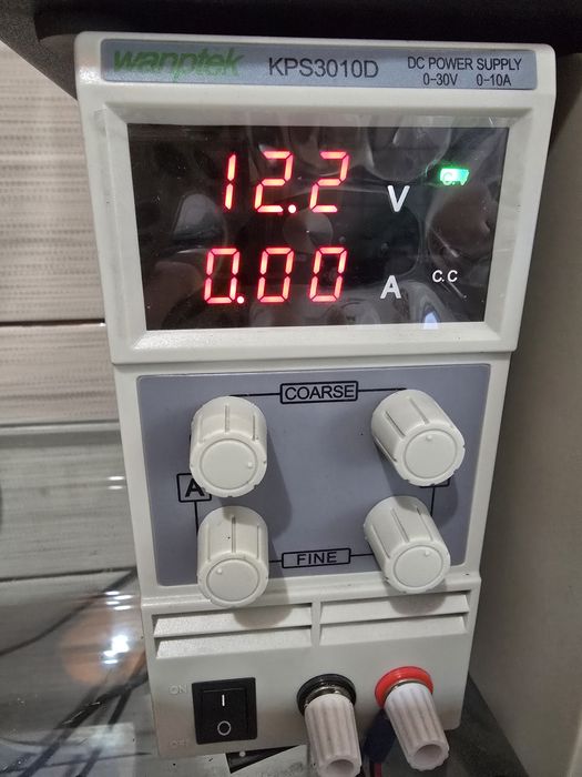 Vavd suta de laborator, sursa de alimentare  0-30v 10A