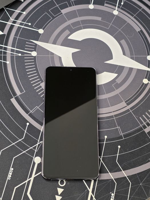 Telefonul Galaxy S21 5G