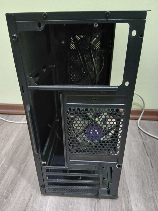 [Garantie] Carcasa AQIRYS Bellatrix Pro, Mini Tower, mATX, Black