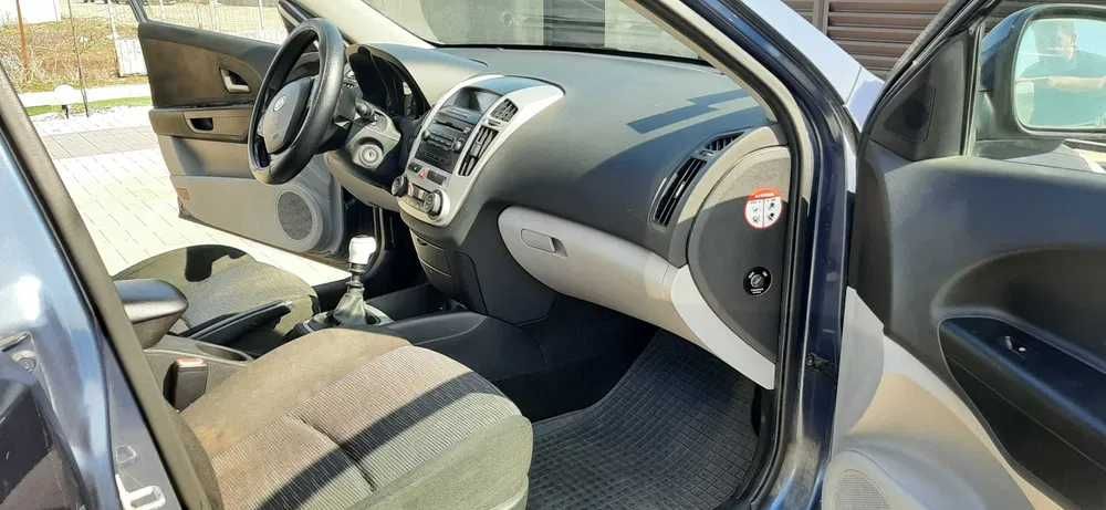 Kia C”eed Sportswagon