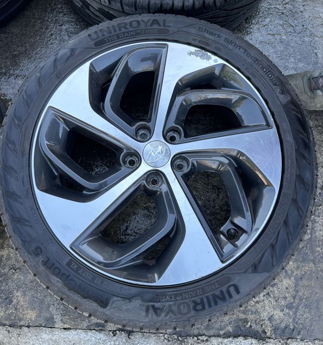Jante / Roti Hyundai Tucson 245 45 19, dot 2025