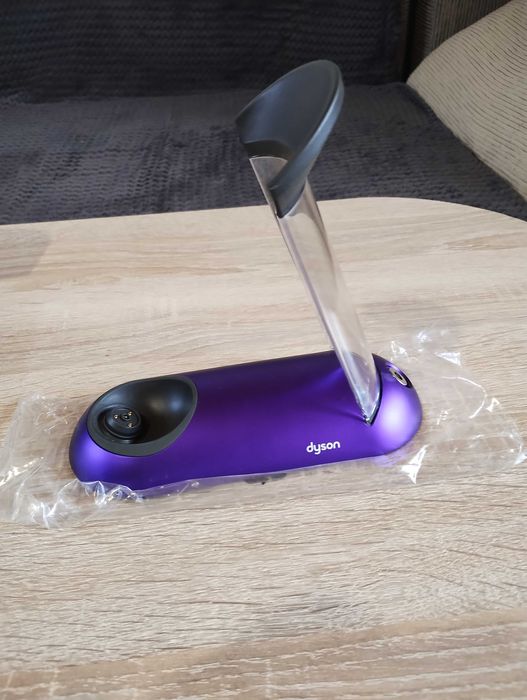 Зарядно и стойка за Dyson Corrale HS03 нови