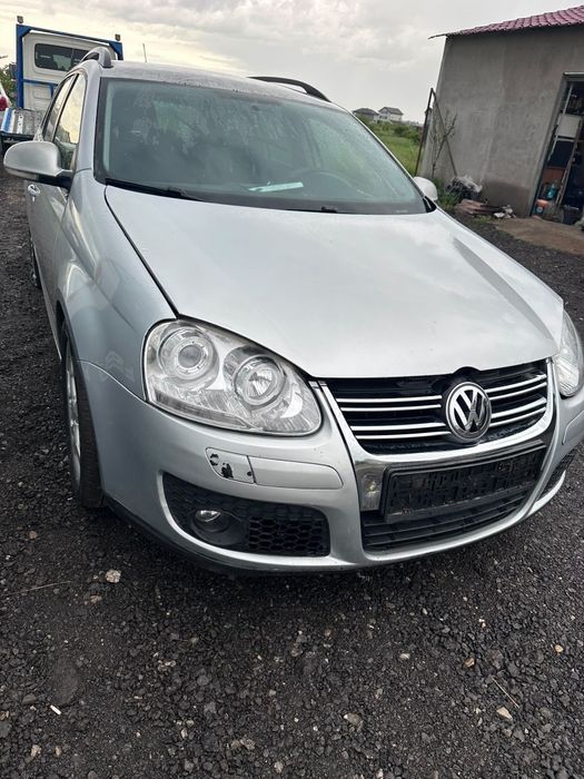 Dezmembrez dezmembrari golf5/6 break 1.9 BLS
