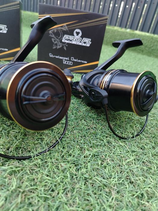 Set 2 Mulinete PRO FL Strategist Distance 8000 10+1 Rulmenti NEW 2024