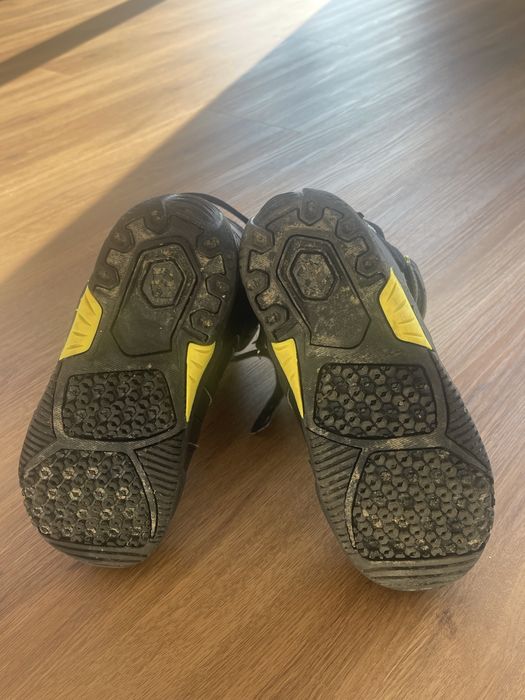 Vând Boots morrow