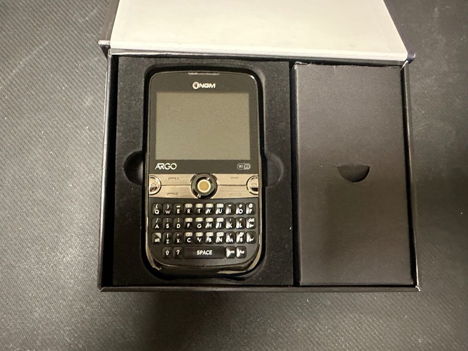 Lot telefoane de testat