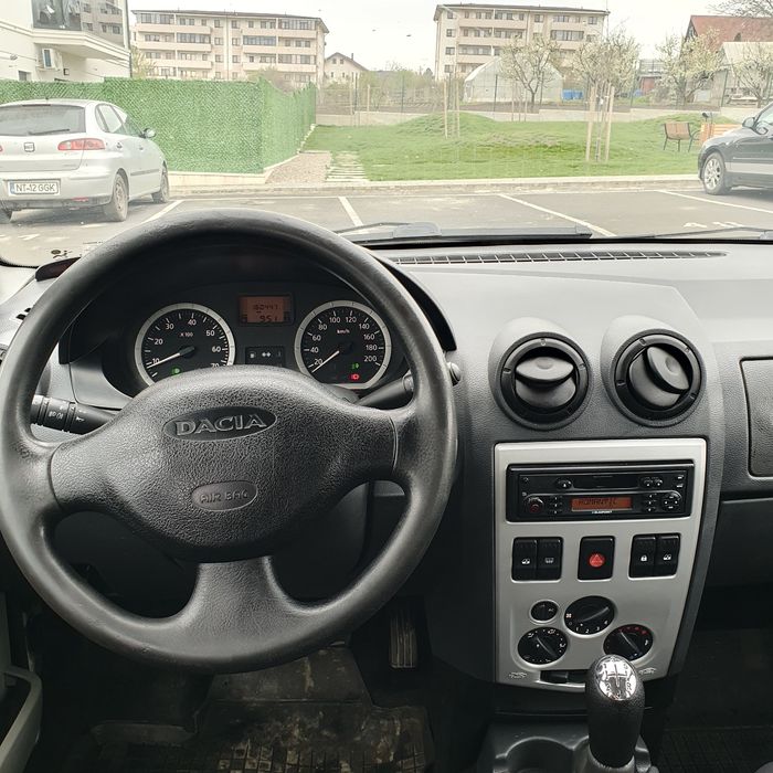 Logan 1.6 mpi 8 valve 90 cp 2008