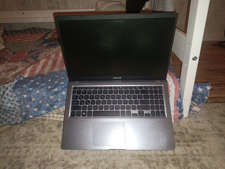Ноутбук Асус серого цвета