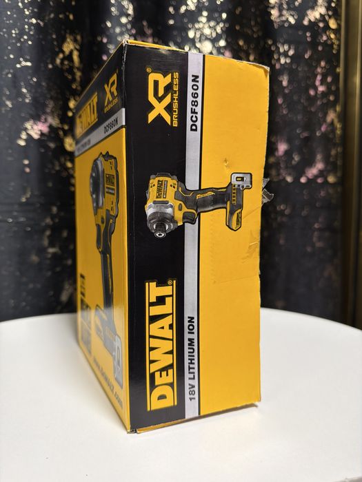 Masina de impact Dewalt Noua