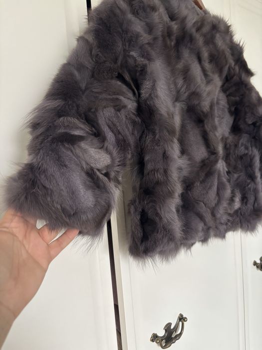 Vand scurta de blana naturala de vulpe gri argintie cu usoare defecte