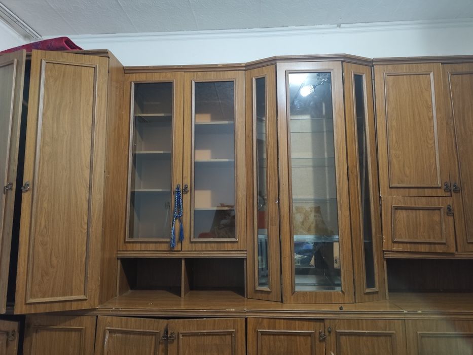 Продаю стенку бу