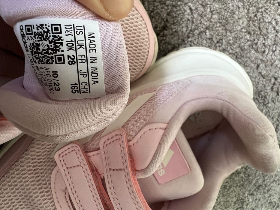 Детски маратонки Adidas за момиче