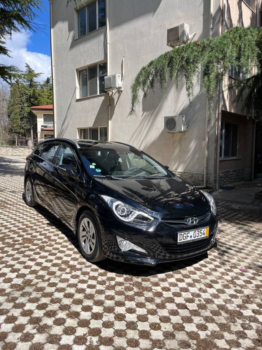 Продавама Hyundai i40