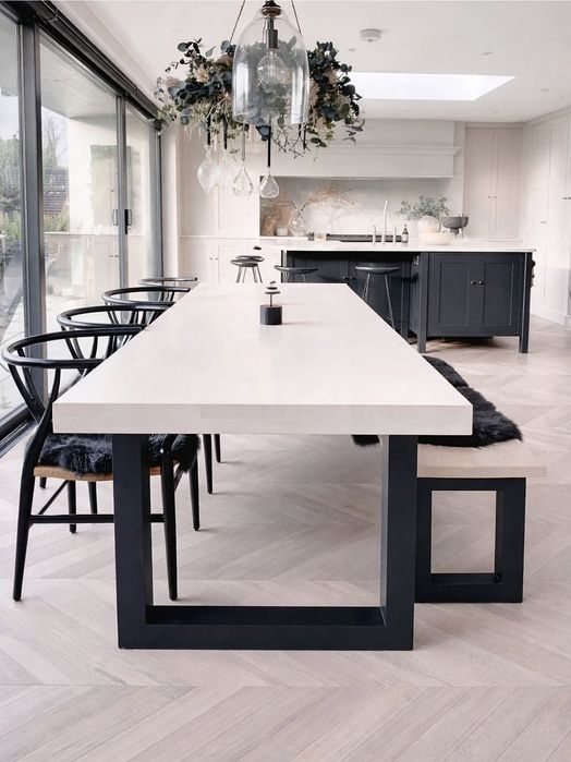 Blaturi și mese din compozit premium – design exclusiv la comandă