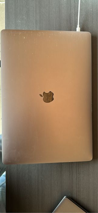 MacBook Pro 16 • Intel Core i7 • 16GB RAM • 500GB SSD • Stare Bună