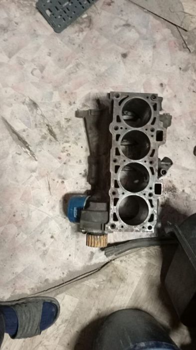 Продам запчасти на ваз-2110