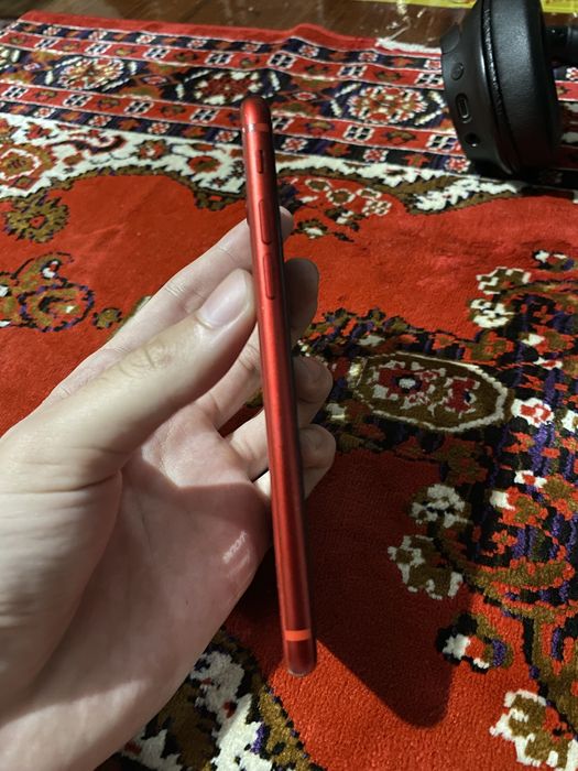 продам Айфон 8 64ГБ 100%           iPhone 8 64ГБ