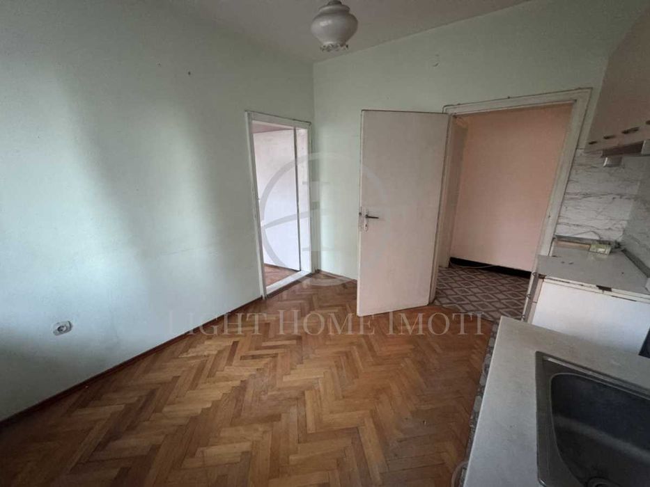 Реф. 2572 Тристаен Реална Квадратура 2ро РПУ ПАРКОМЯСТО