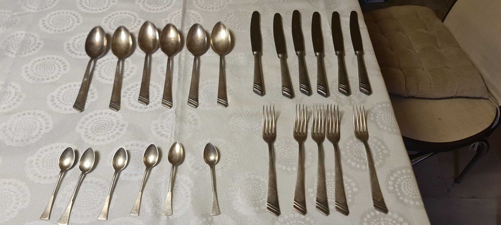 Set tacamuri placate cu argint