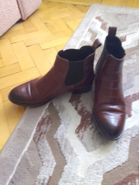 Ghete piele lacyita gino rossi