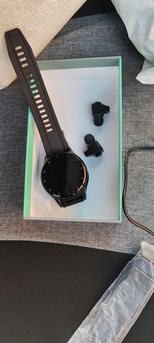 Smart watch airports naushnikli