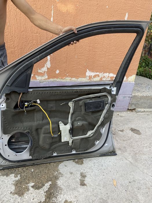 Мерседес 220 двери