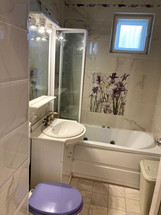 Dau in chirie apartament 3 camere pentru 2 luni ultracentral