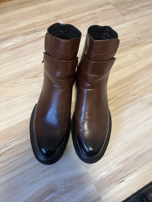 Chelsea Boots чисто нови от еко кожа