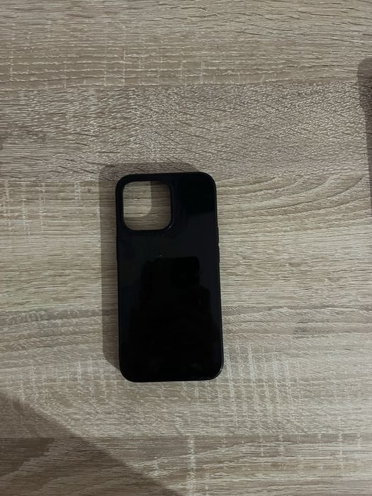 Калъфи за iphone 13 pro- втора употреба