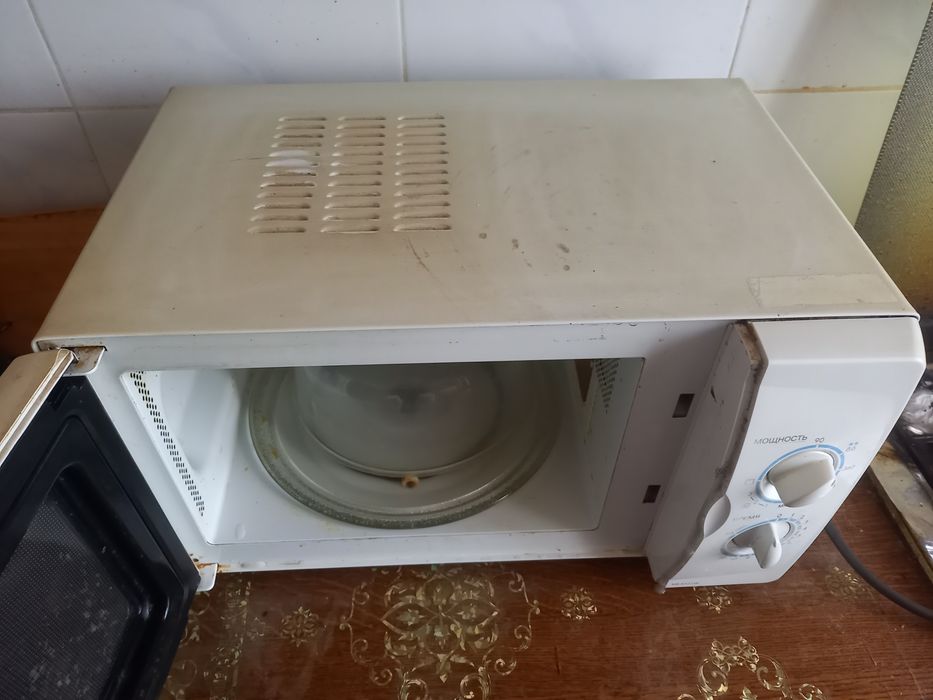 Микроволновая печь
