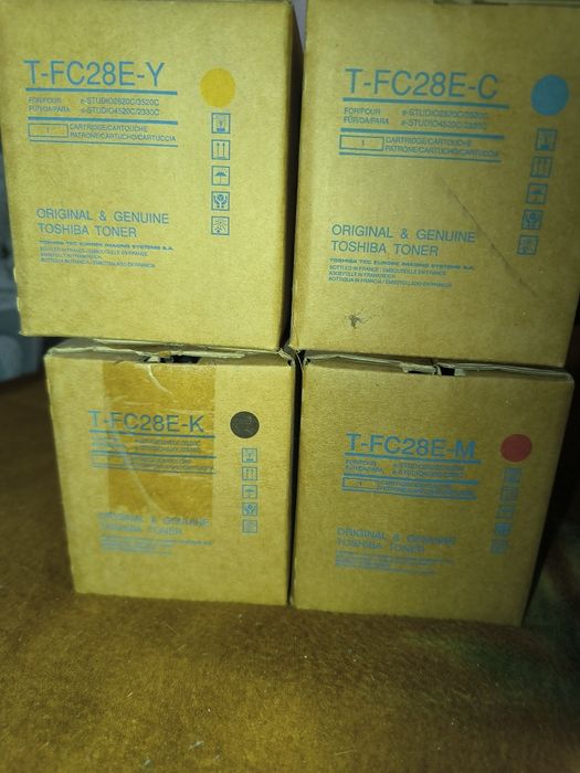 Cartus toshiba t-fc28e