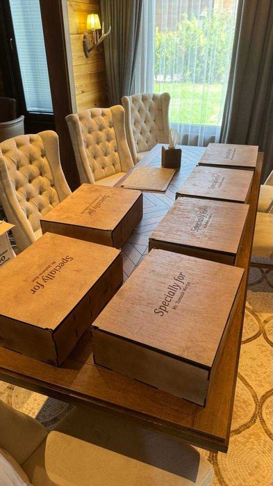 Подарочные коробки